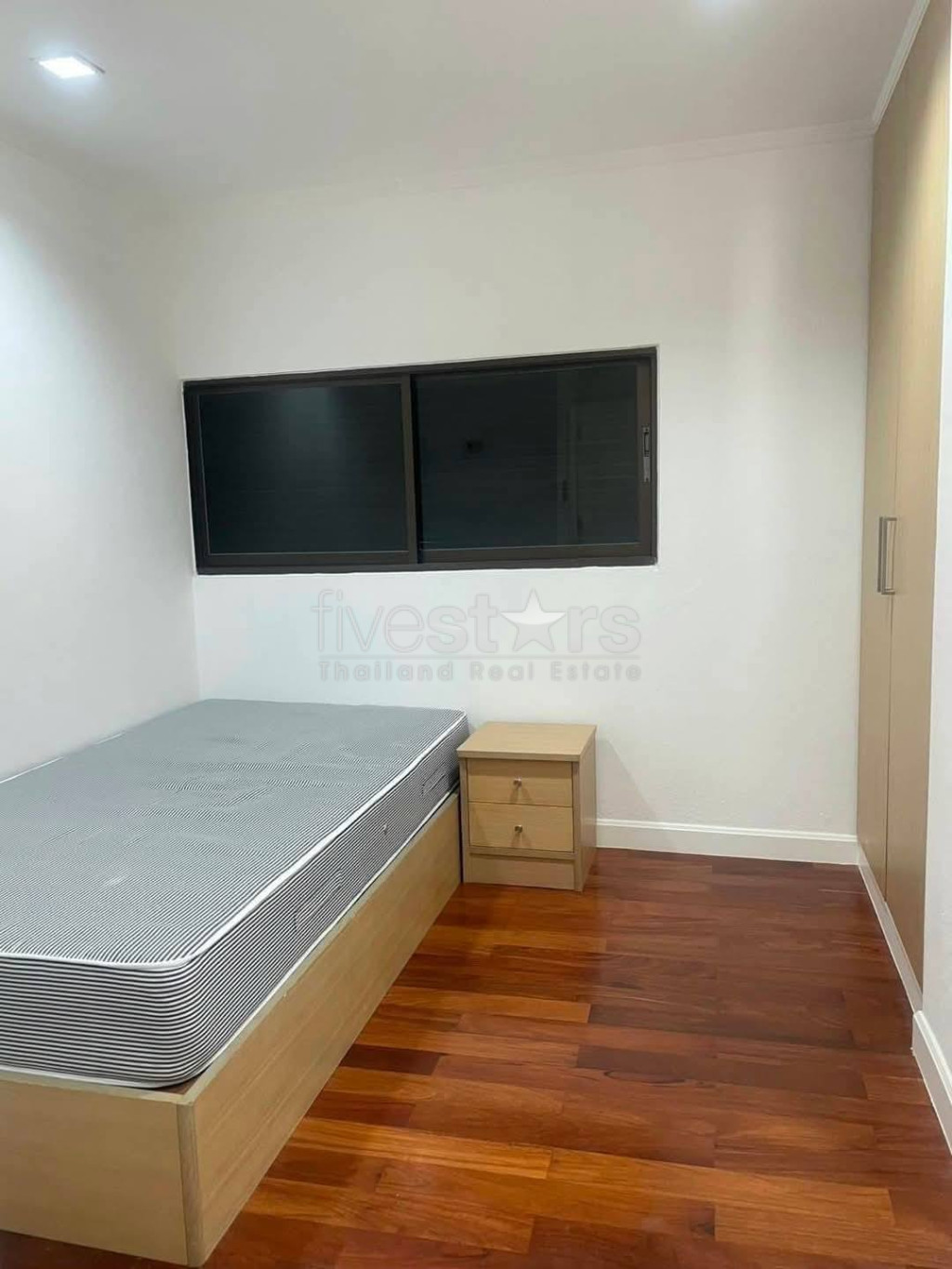 Grand appartement de 3 chambres à louer à Phromphong, photo 10