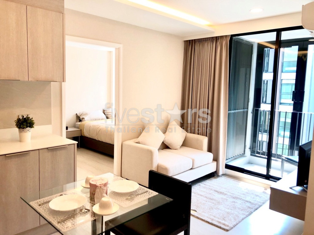 Appartement de 2 chambres à louer sur Sukhumvit 36, près de Thonglor