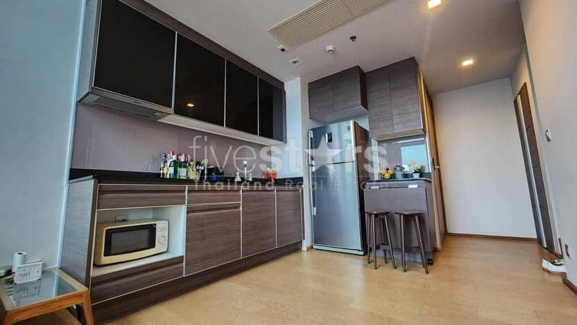 Unité Duplex de 2 Chambres à Louer à Thonglor., photo 3