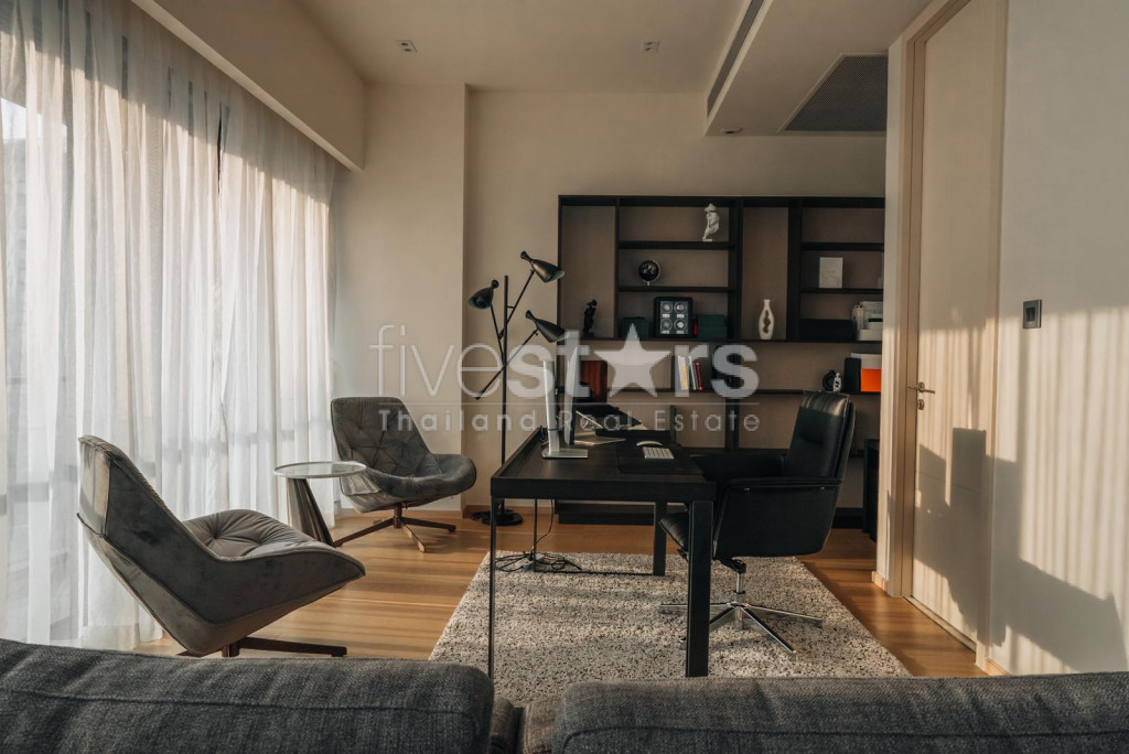 Grand appartement de standing d'une chambre à vendre à 150m du BTS Thonglor, photo 3
