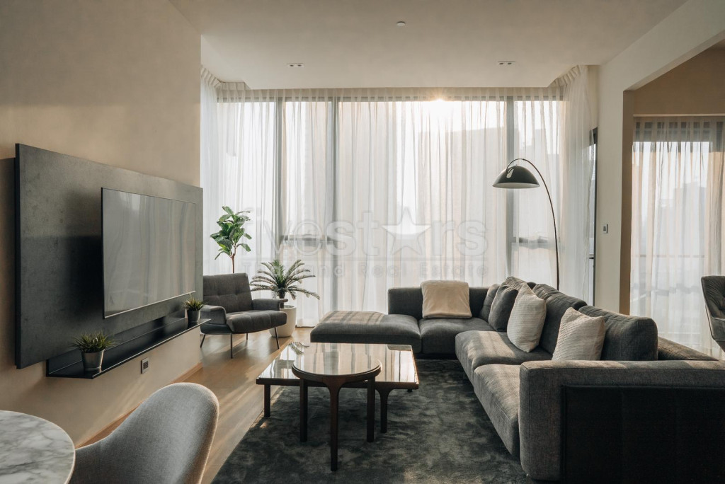 Grand appartement de standing d'une chambre à vendre à 150m du BTS Thonglor, photo 5