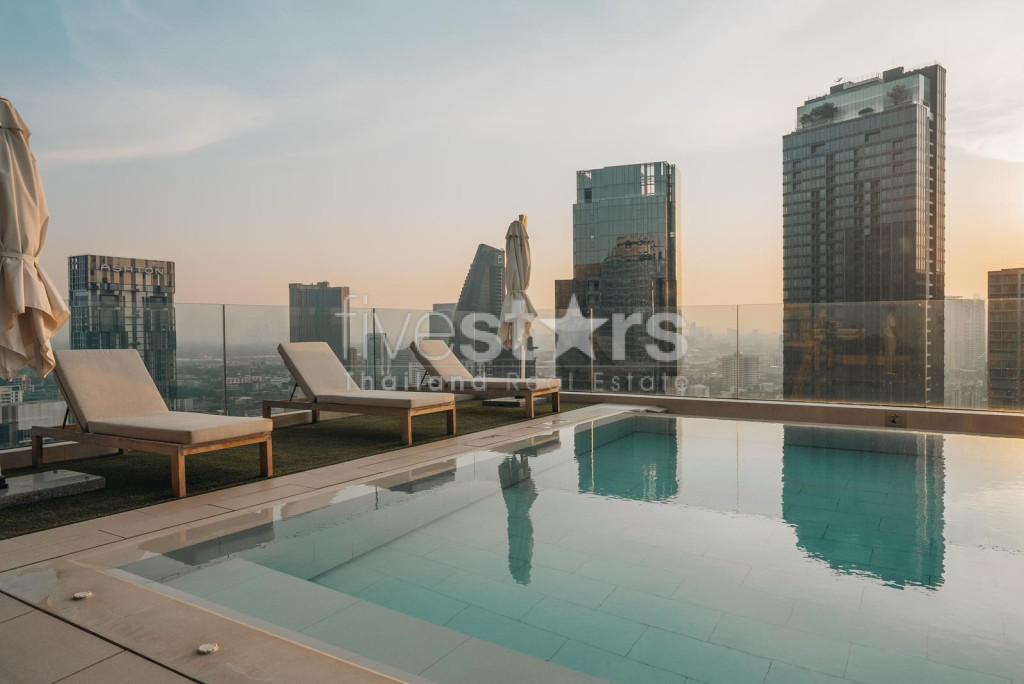 Grand appartement de standing d'une chambre à vendre à 150m du BTS Thonglor, photo 16