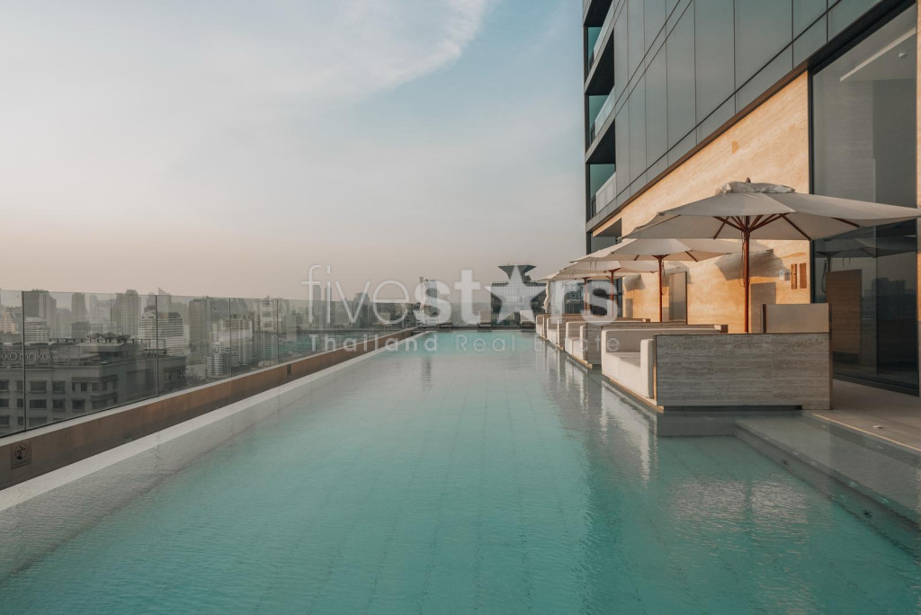 Grand appartement de standing d'une chambre à vendre à 150m du BTS Thonglor, photo 15