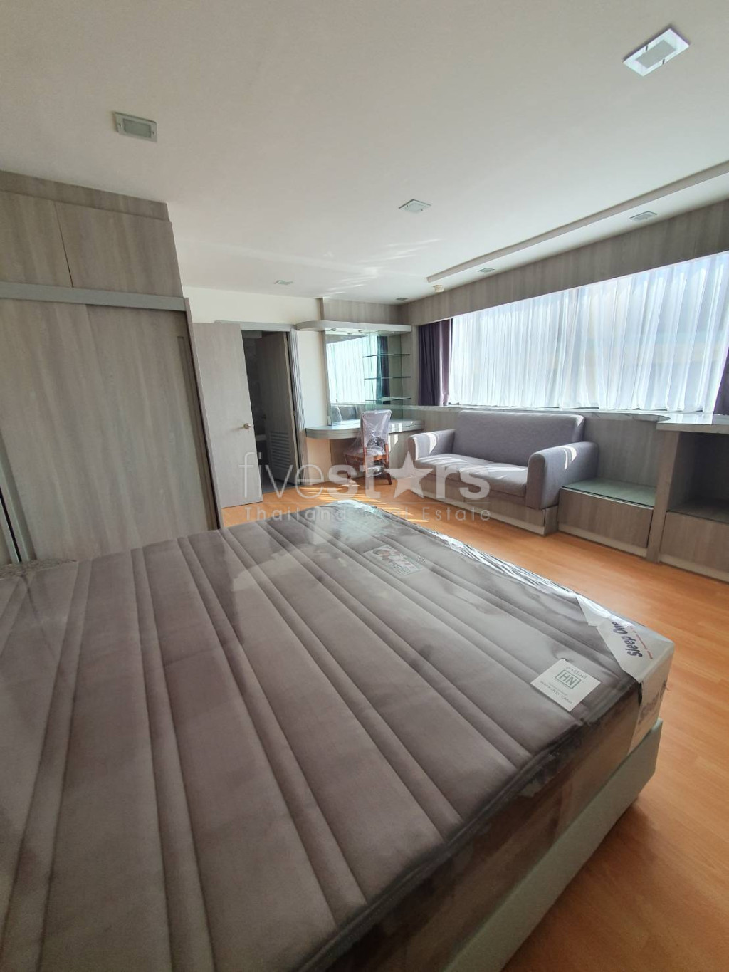 Appartement rénové de 3 chambres à louer à Phromphong, photo 4