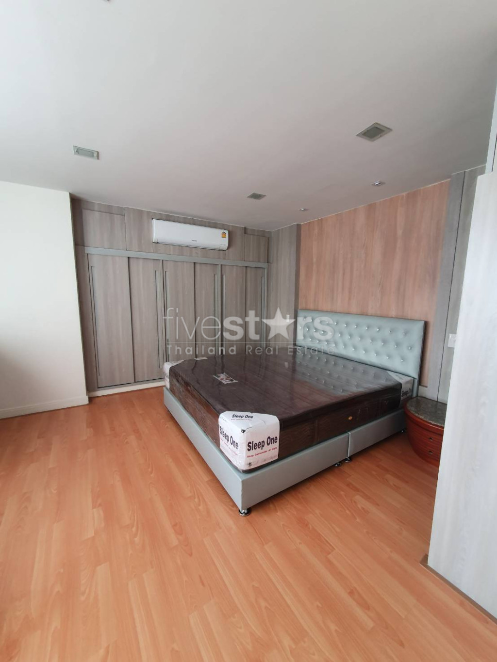 Appartement rénové de 3 chambres à louer à Phromphong, photo 8