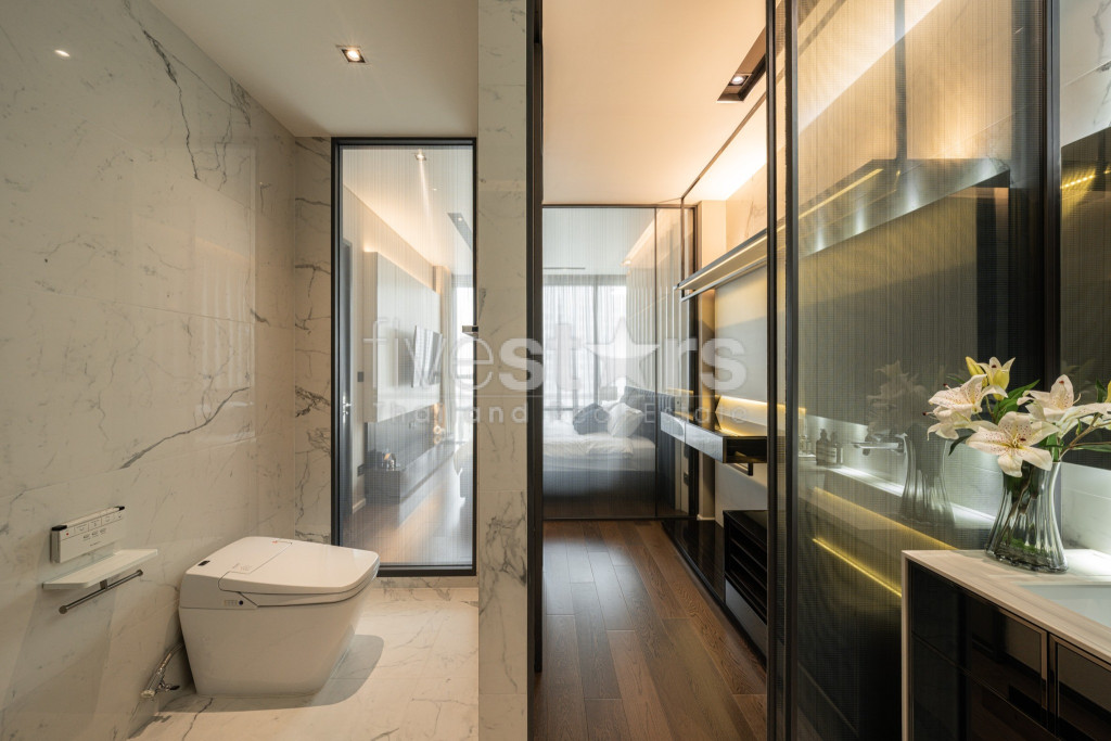 Appartement Moderne et Luxueux de 2 Chambres à Louer à Thonglor, photo 15