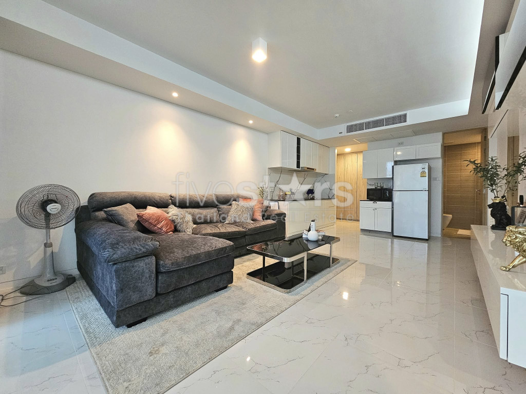 Appartement de luxe avec 2 chambres à vendre au cœur de Phrom Phong.