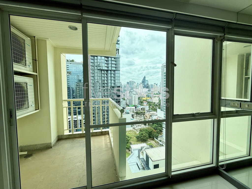 Modern 2-Bedroom Condo for Rent in Thong Lo, photo 7