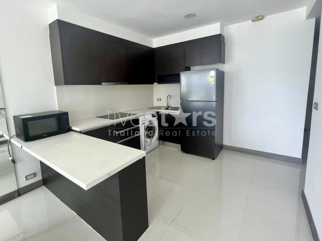 Modern 2-Bedroom Condo for Rent in Thong Lo, photo 4