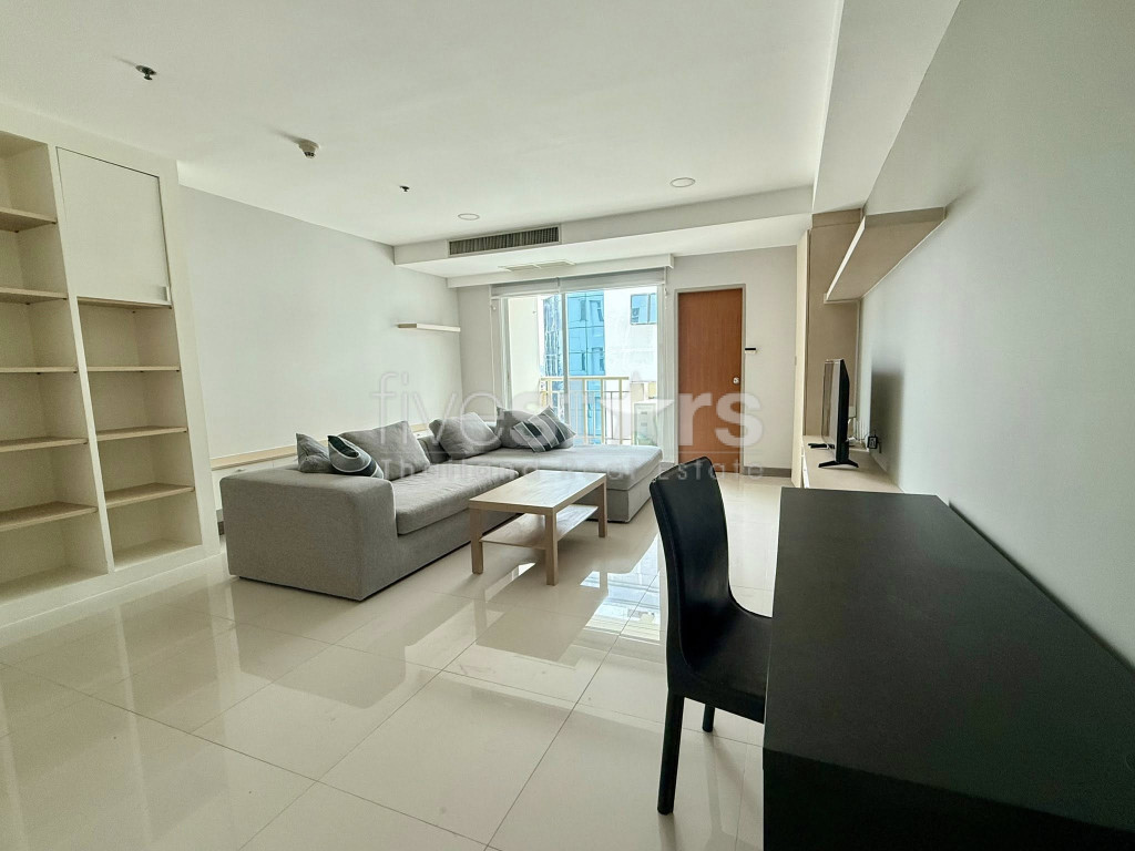 Modern 2-Bedroom Condo for Rent in Thong Lo