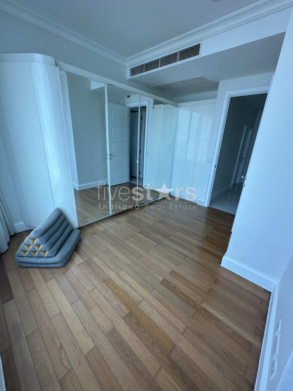 Appartement spacieux de 2 chambres à louer près du BTS Asoke, photo 10