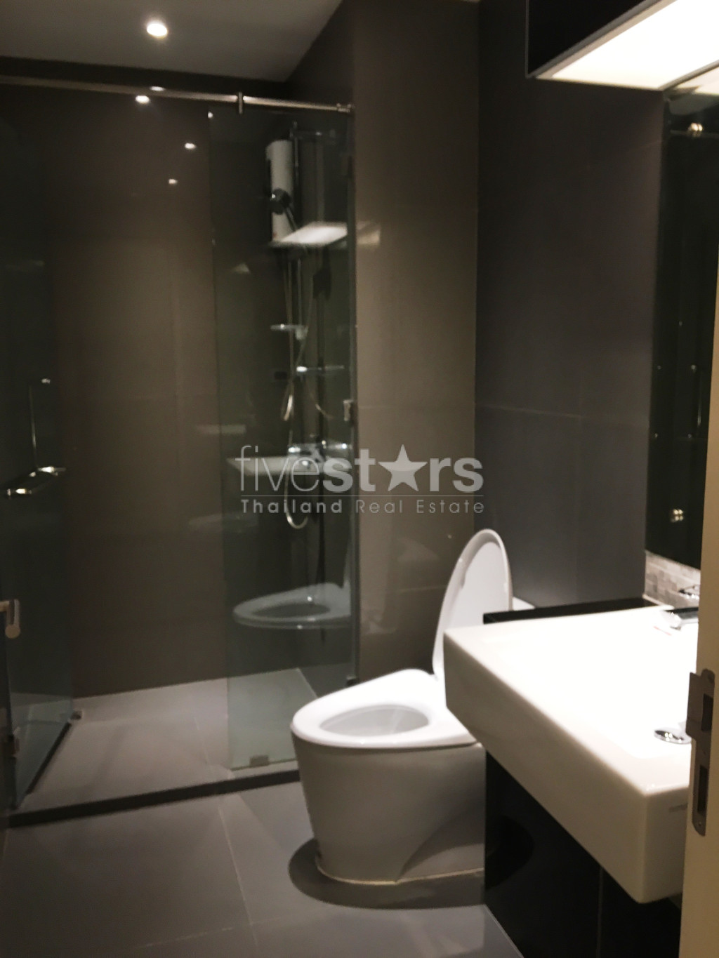 Appartement de 2 chambres à louer près du BTS Thonglor, photo 6