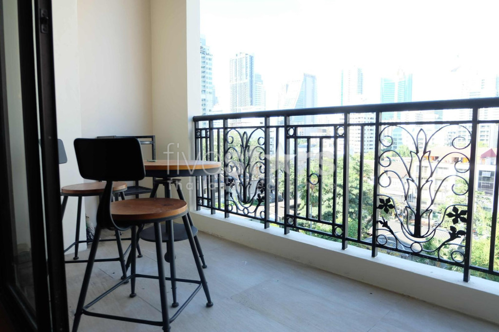 Condo de 2 chambres acceptant les animaux de compagnie à louer sur Phrom Phong, photo 3