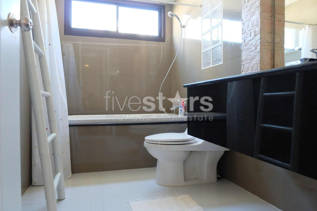 Condo de 2 chambres acceptant les animaux de compagnie à louer sur Phrom Phong, photo 12