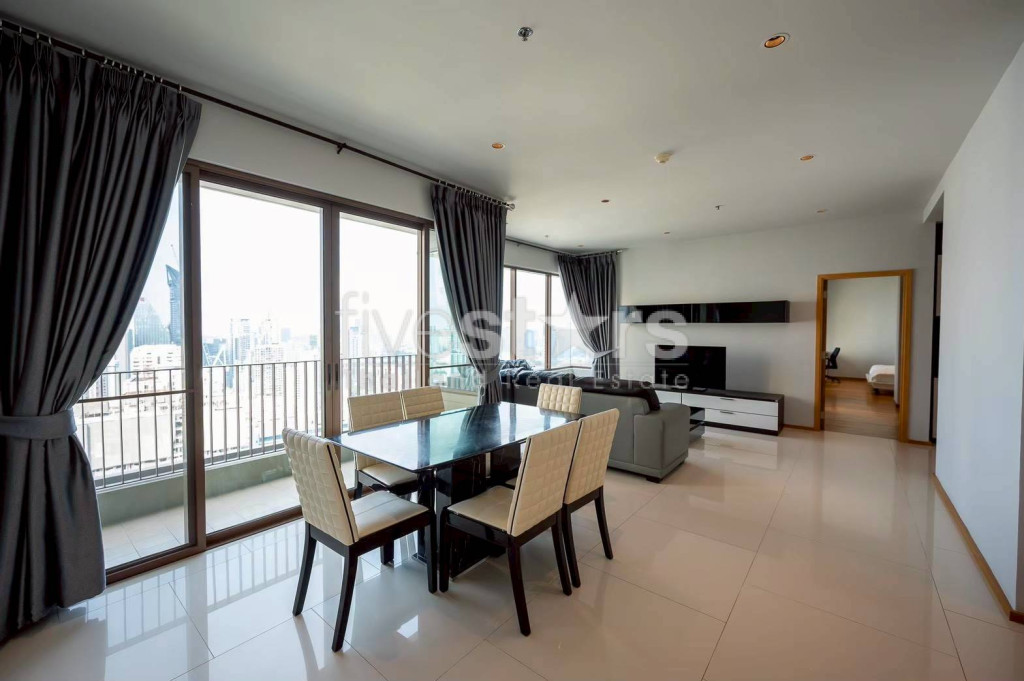 Appartement 2 chambres à louer près de la station BTS Prompong