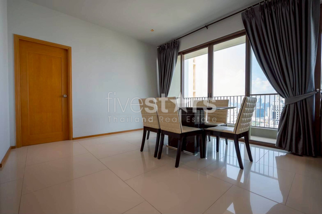 Appartement 2 chambres à louer près de la station BTS Prompong, photo 3
