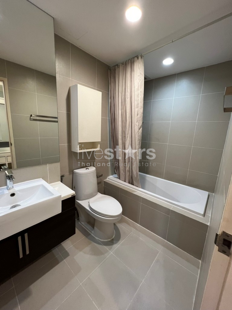 Appartement de 2 chambres récemment rénové à louer près de la station de BTS Thong Lor, photo 15