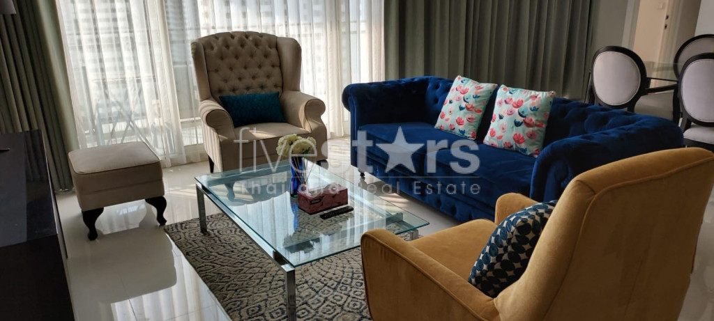 Appartement de 3 chambres à louer dans le quartier de Phromphong.