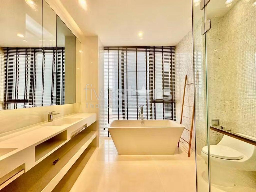 Ultra Luxury 2 bedrooms 2 bathrooms for rent at Phromphong Sukumvit area, photo 11