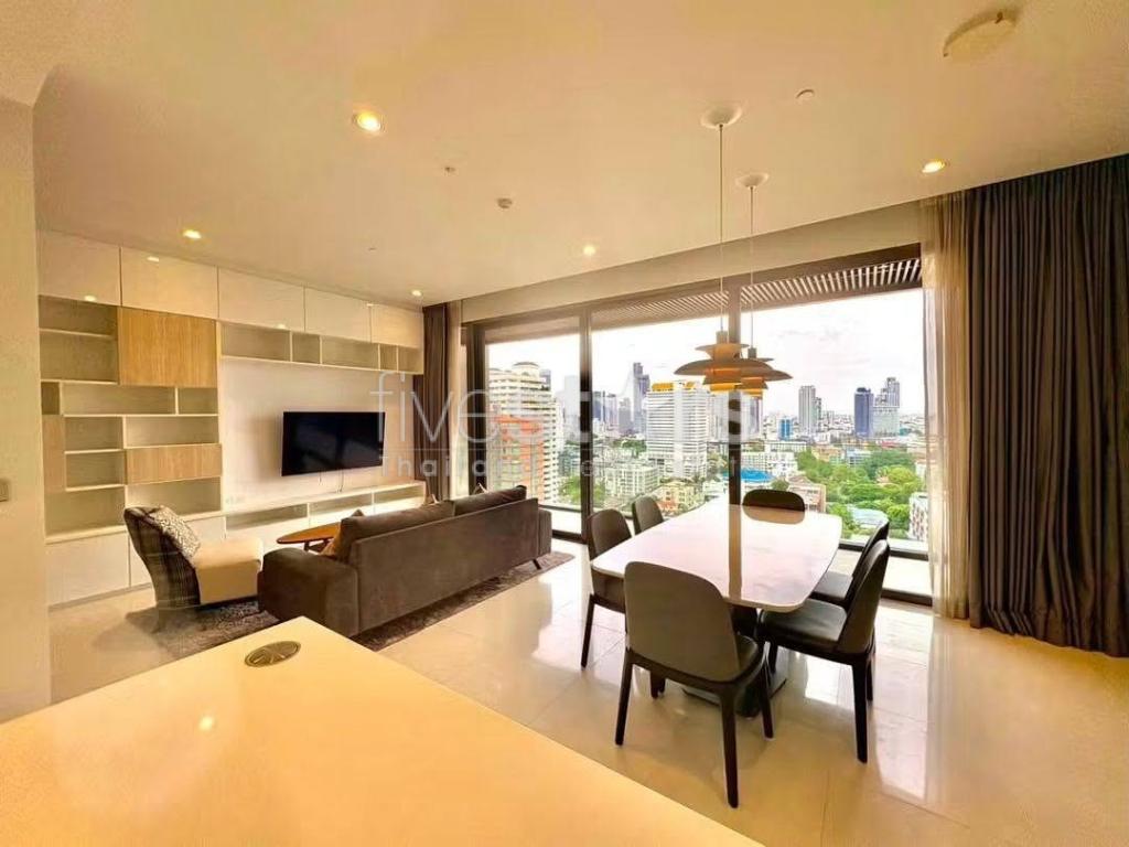 Ultra Luxury 2 bedrooms 2 bathrooms for rent at Phromphong Sukumvit area, photo 4
