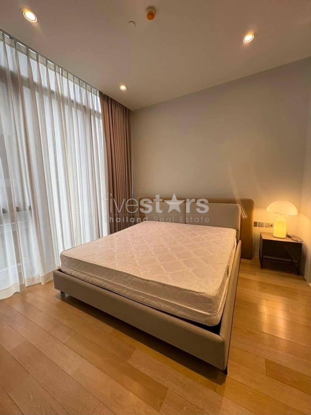 Ultra Luxury 2 bedrooms 2 bathrooms for rent at Phromphong Sukumvit area, photo 3