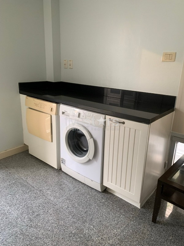 Maison individuelle de 3 chambres à louer sur Phrom Phong, photo 13