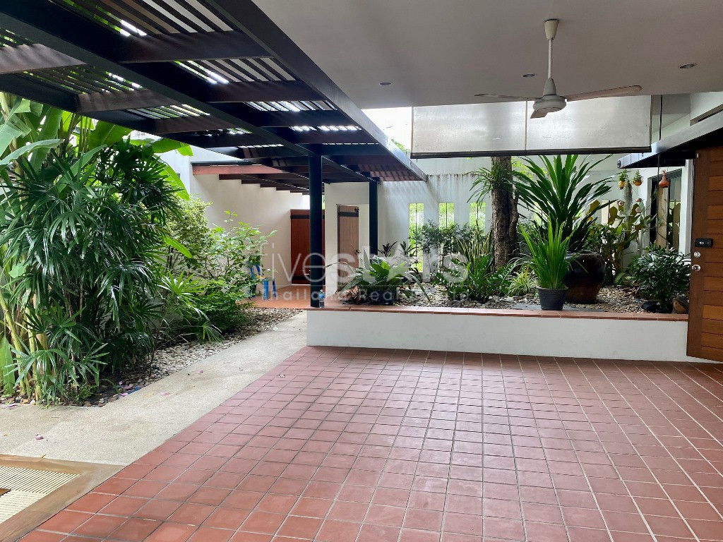 Maison avec 4 chambres et piscine à louer quartier Thonglor, photo 3