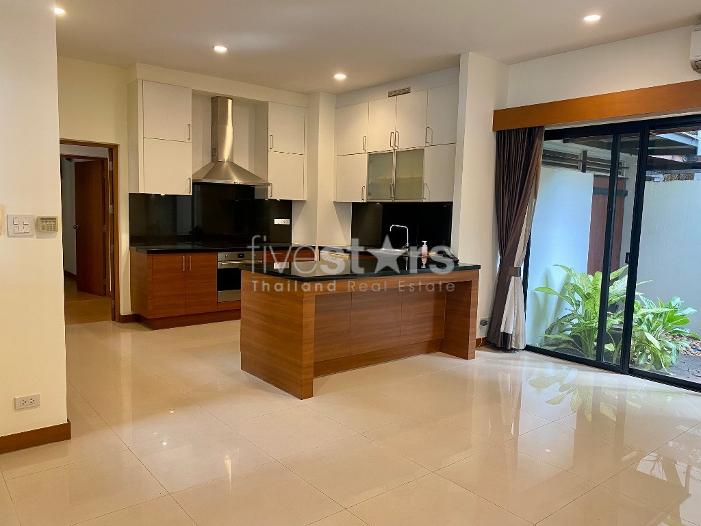 Maison avec 4 chambres et piscine à louer quartier Thonglor, photo 14