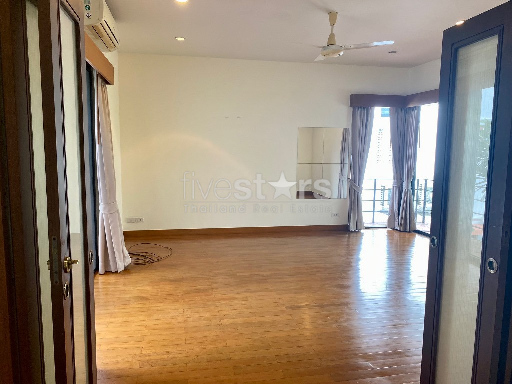 Maison avec 4 chambres et piscine à louer quartier Thonglor, photo 9