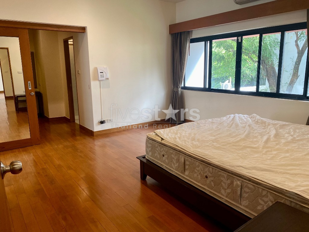 Maison avec 4 chambres et piscine à louer quartier Thonglor, photo 10