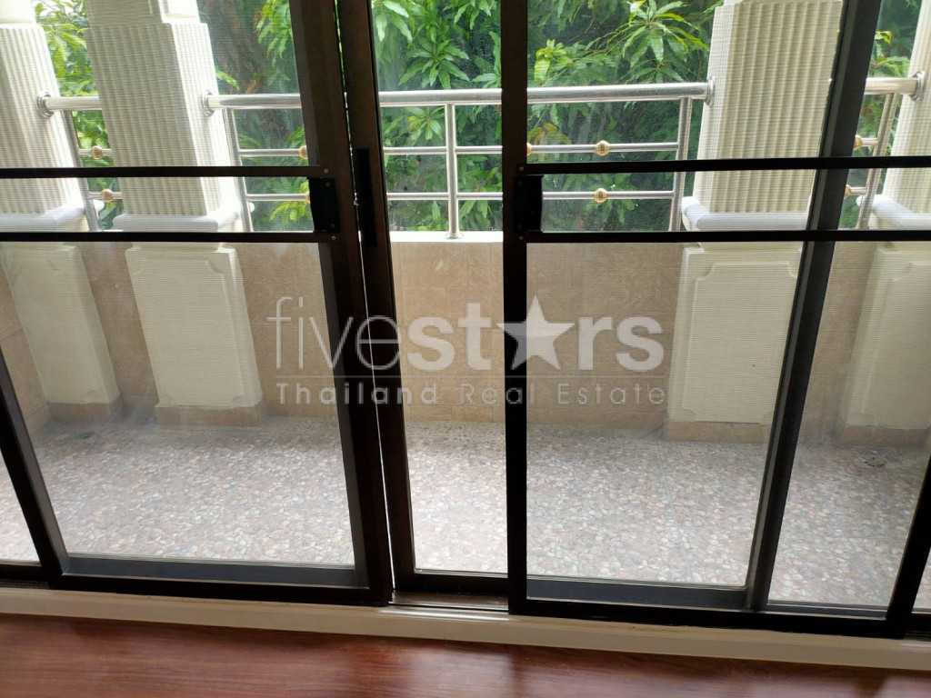 House in compound 4 bedrooms for rent near BTS Thonglor, photo 16