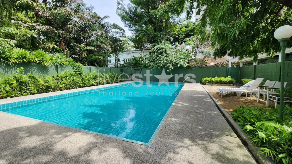 Maison de 3 chambres acceptant les animaux à louer à Phrom Phong, photo 2