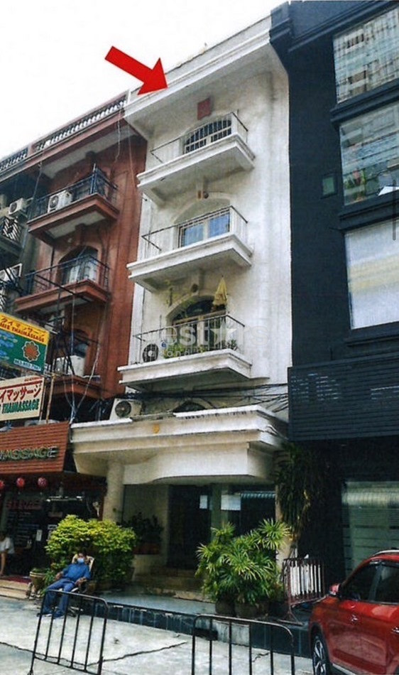 Immeuble commercial à louer à proximité des stations BTS EmQuartier et Phrom Phong