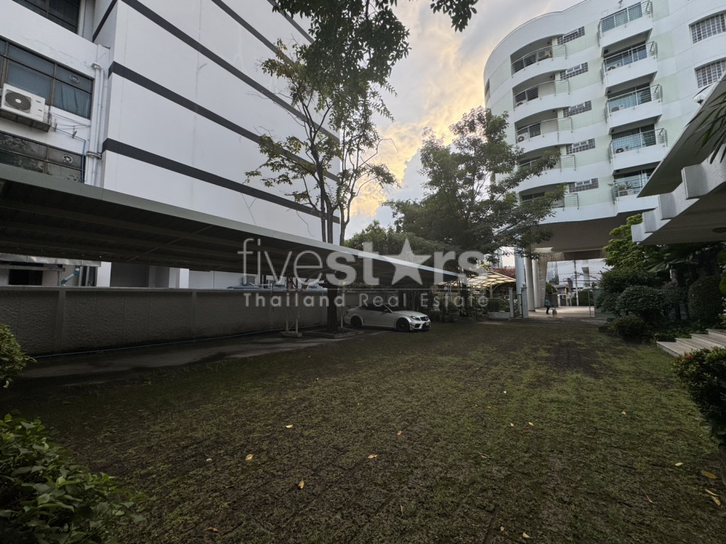 Vintage house 5 bedrooms for rent Thonglor, photo 20