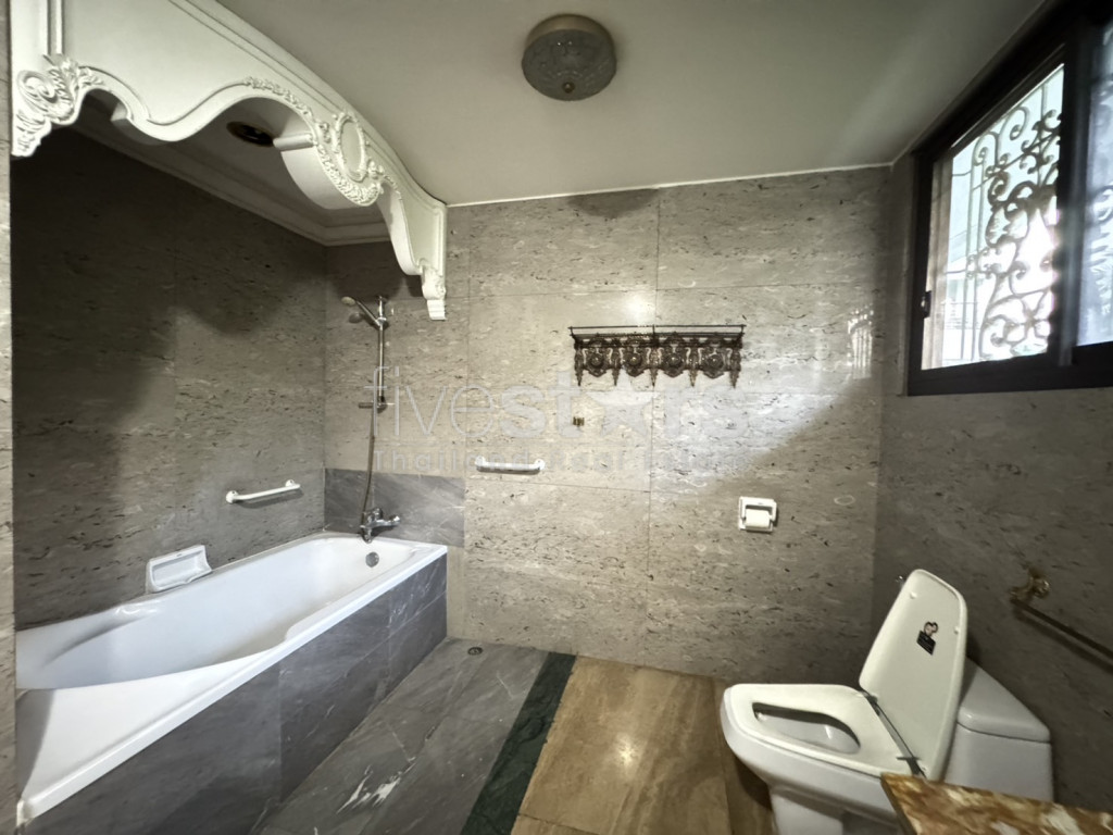 Vintage house 5 bedrooms for rent Thonglor, photo 17