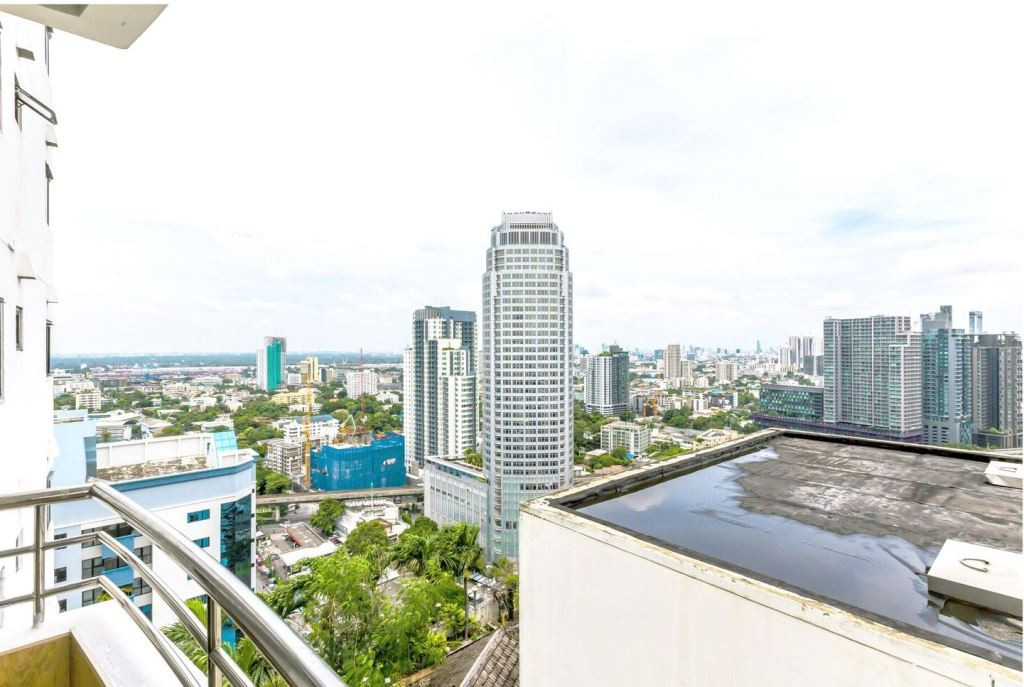 Appartement 2-chambres situé en haut étage dans le quartier de Thonglor, photo 2
