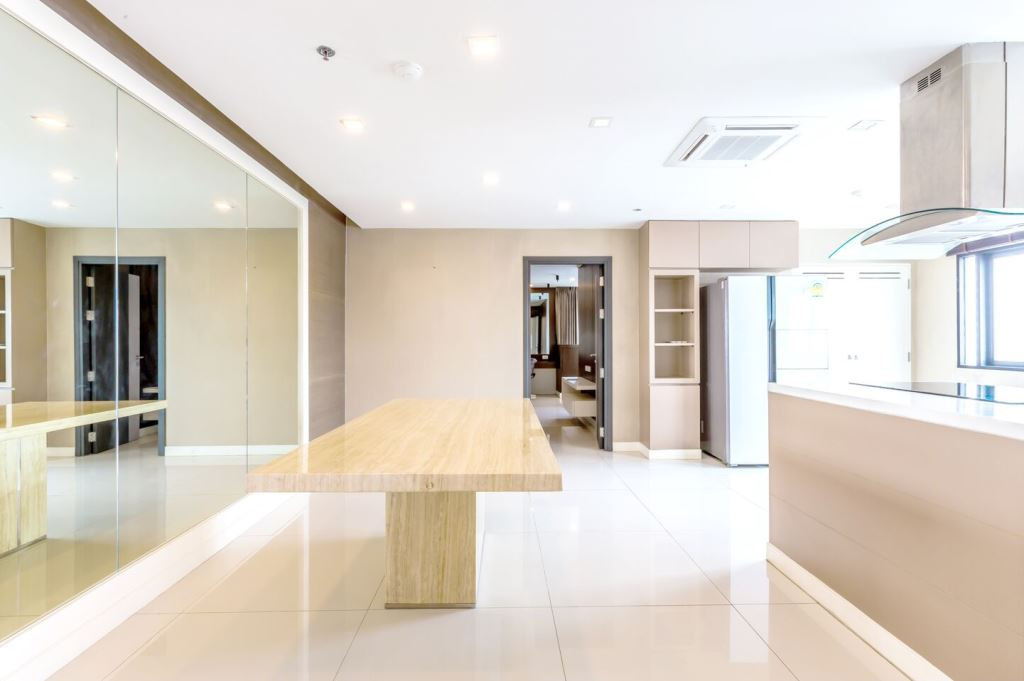 Appartement 2-chambres situé en haut étage dans le quartier de Thonglor, photo 4