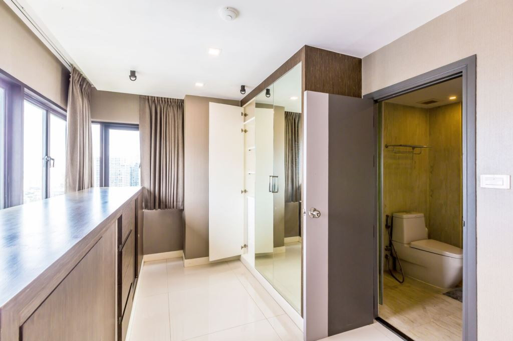 Appartement 2-chambres situé en haut étage dans le quartier de Thonglor, photo 11