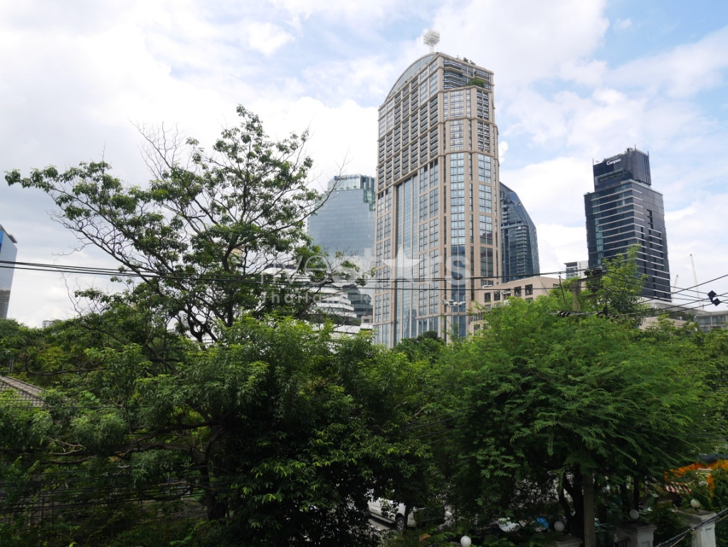 Condo de 3 chambres à côté du parc Benchasiri à louer, photo 4