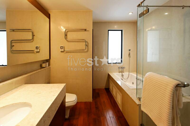 Duplex de 3 chambres à louer près du BTS Phrom Phong, photo 14