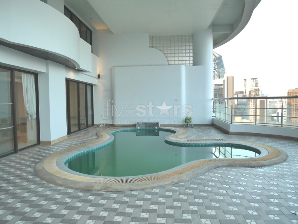 magnifique condo de 3 chambres en duplex avec piscine privée à proximité de Emporium, photo 2