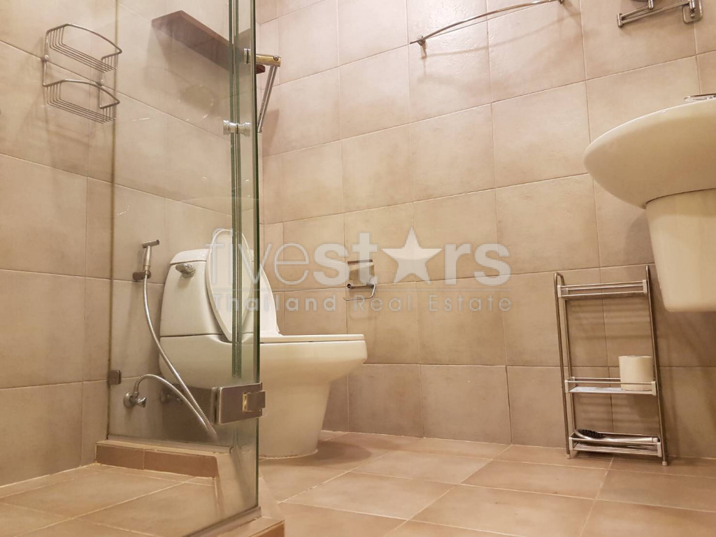 Appartement spacieux de 2 chambres a Thonglor, photo 11