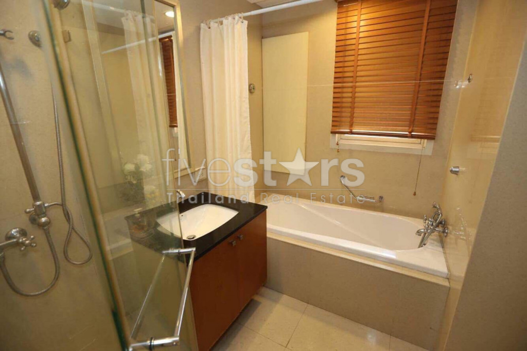 Appartement spacieux de 2 chambres a Thonglor, photo 10