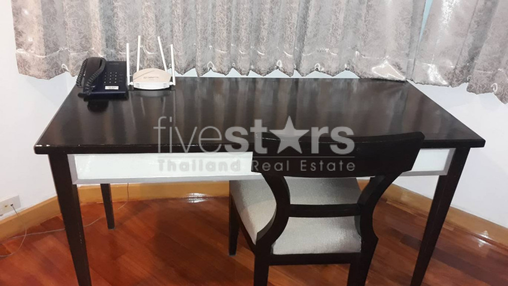 Grand appartement de 2 chambres à Thonglor, photo 9