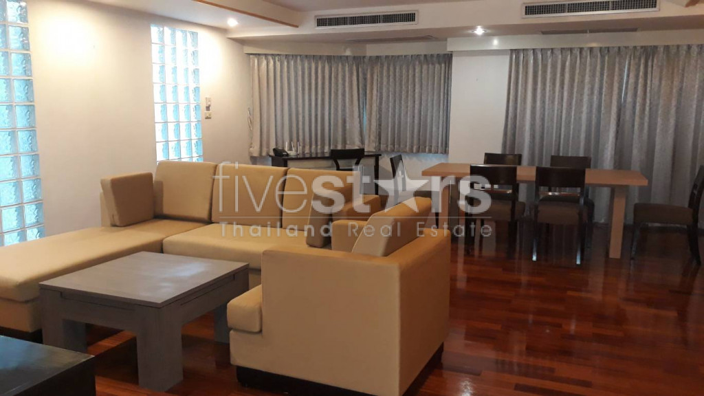 Grand appartement de 2 chambres à Thonglor, photo 2