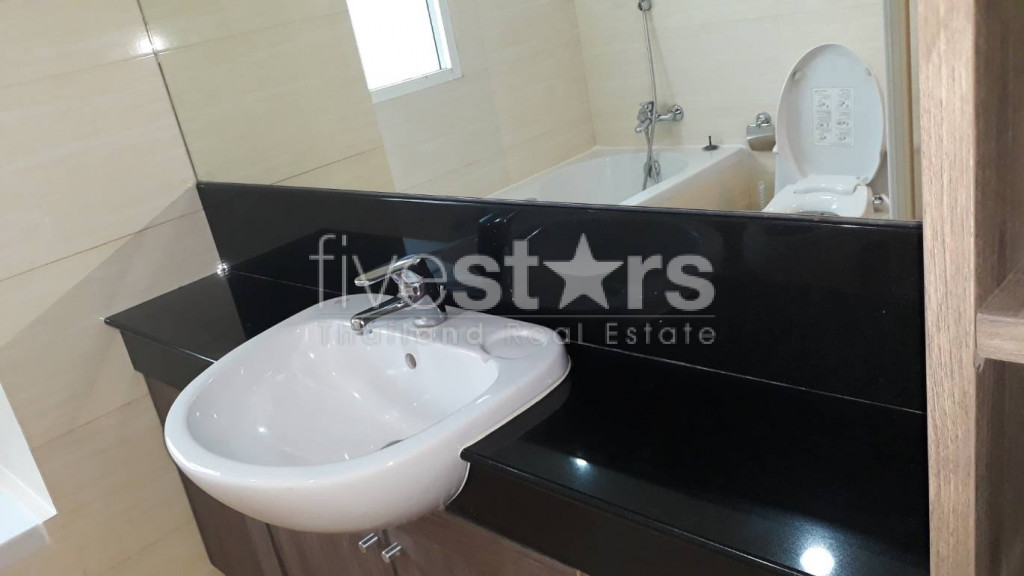 Grand appartement de 2 chambres à Thonglor, photo 16
