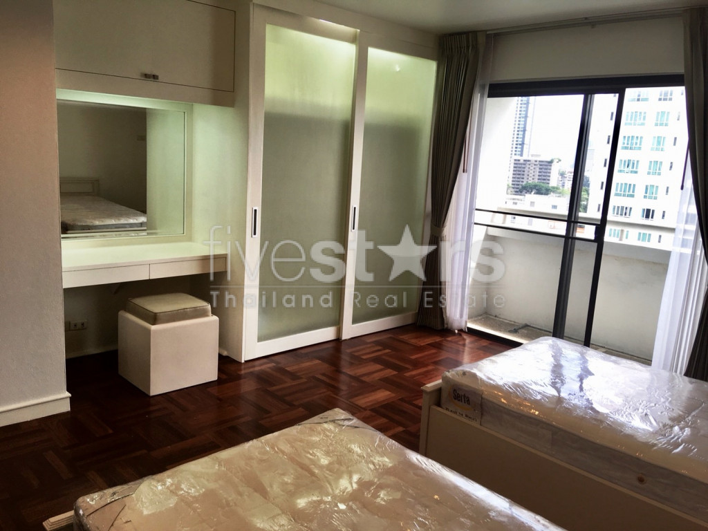 Appartement de 2 chambres a louer a PhromPhong, photo 8