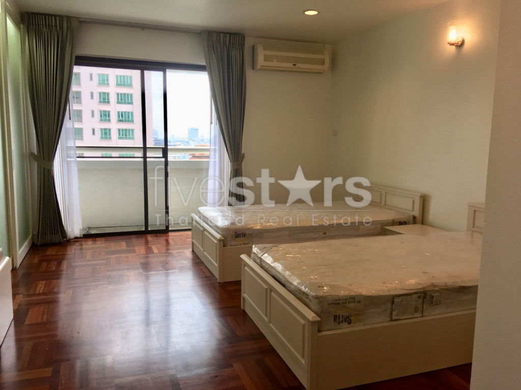 Appartement de 2 chambres a louer a PhromPhong, photo 7