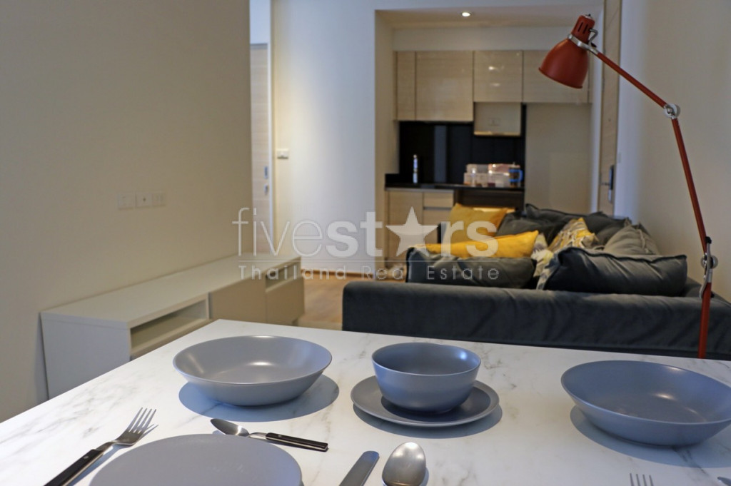 Appartement moderne à louer à Promphong, photo 3