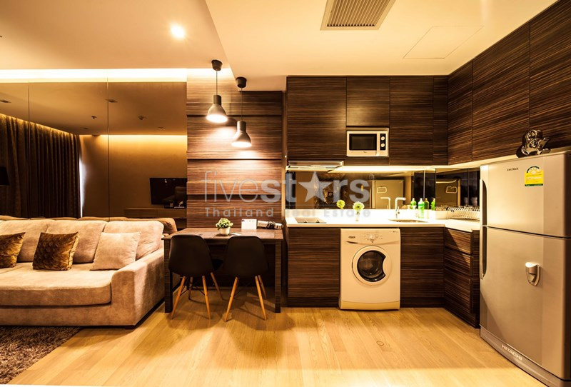Luxueux appartement d'une chambre à louer près du BTS Phromphong, photo 7